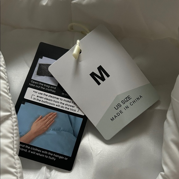 White Quilted Jacket - Picture 2 of 3